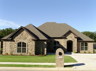 8433 Trail Creek Dr, Sherwood, AR 72120