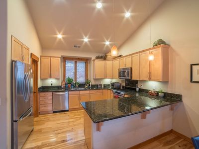 10553 Winter Creek Loop, Truckee, CA, 96161