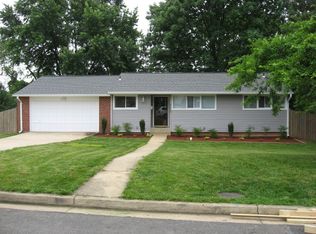 4009 Ivanhoe Ln, Alexandria, VA 22310