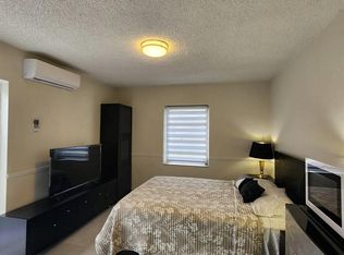 875 S Westward Dr, Miami, FL 33166