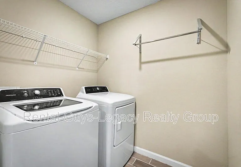 10323 Alder Creek Ln — Photo 22