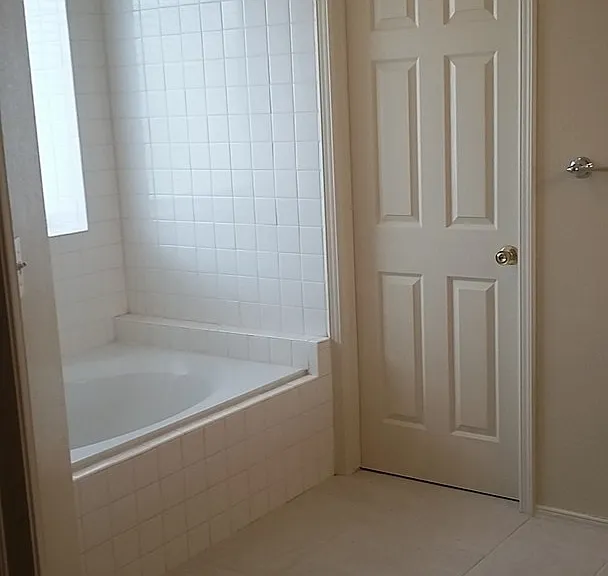 205 Bay Club Dr — Photo 11
