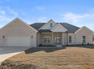 250 Spry Way, Killen, AL 35645