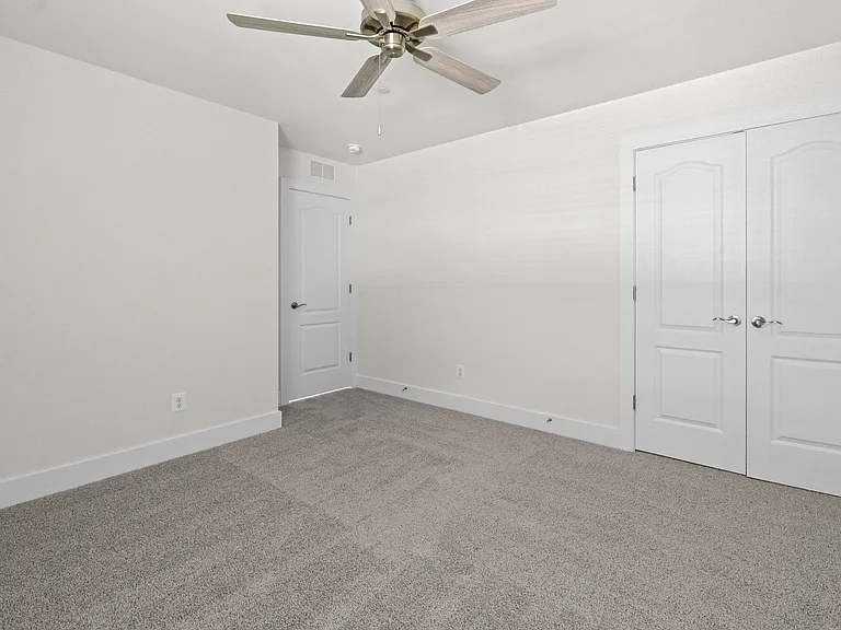 116 Rose Ct — Photo 21