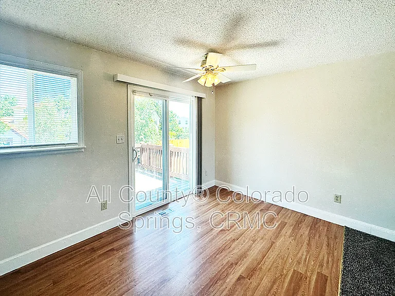 1153 Keith Dr — Photo 6