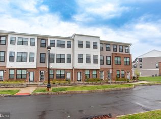 233 Lewis Fisher Dr, Titusville, NJ 08560