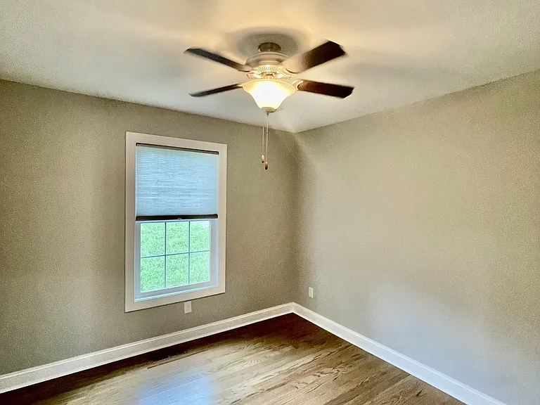124 Palmer Dr — Photo 22