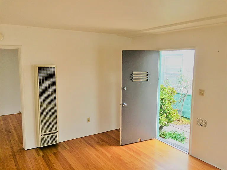 1259 Palm St — Photo 9