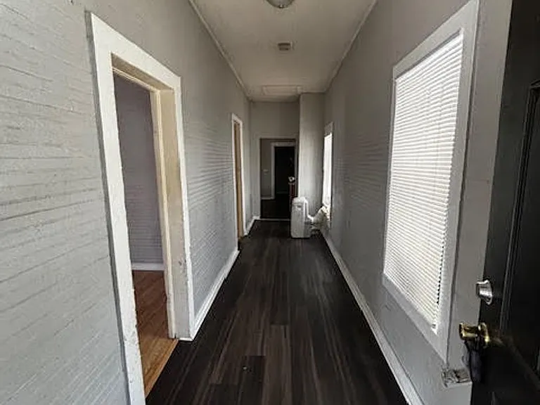 1219 Grothe St — Photo 11