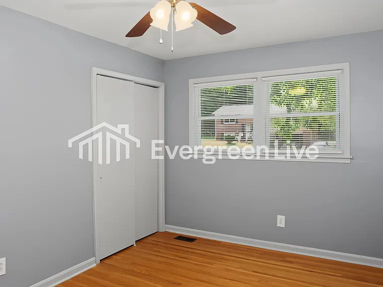 5004 Rolling Hills Dr NW — Photo 10