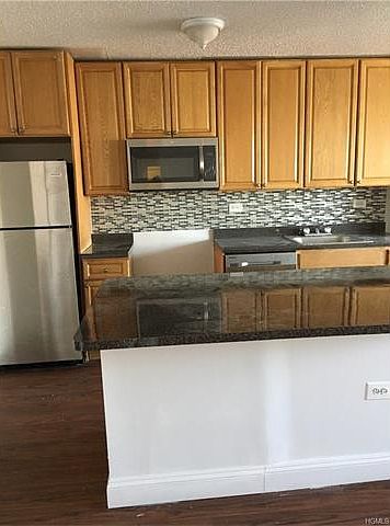 2nd image of 880 Colgate Ave APT 18D