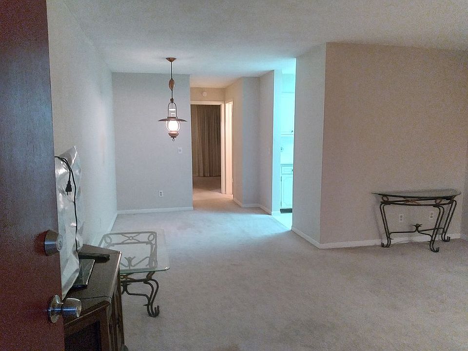 1st image of 2344 Shelley St APT 12