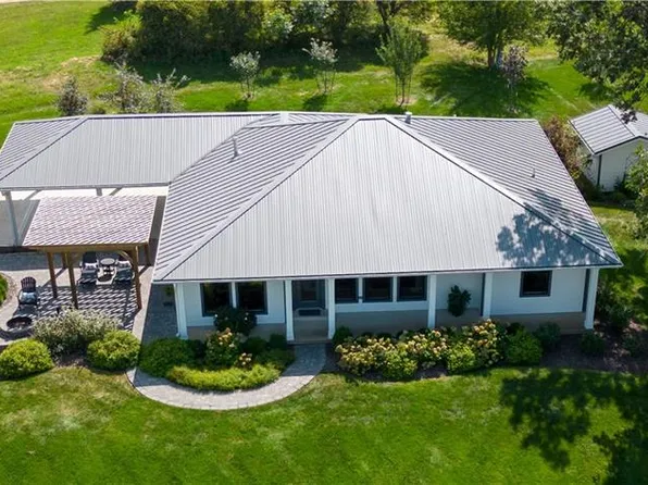 563 Lake Viking Ter, Gallatin, MO 64640