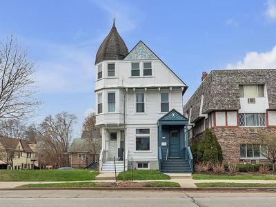 2505 North Oakland AVENUE #2507, Milwaukee, WI, 53211