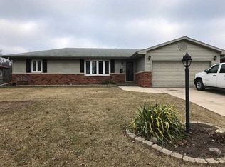 4623 W Ducharme Ave, Bartonville, IL 61607