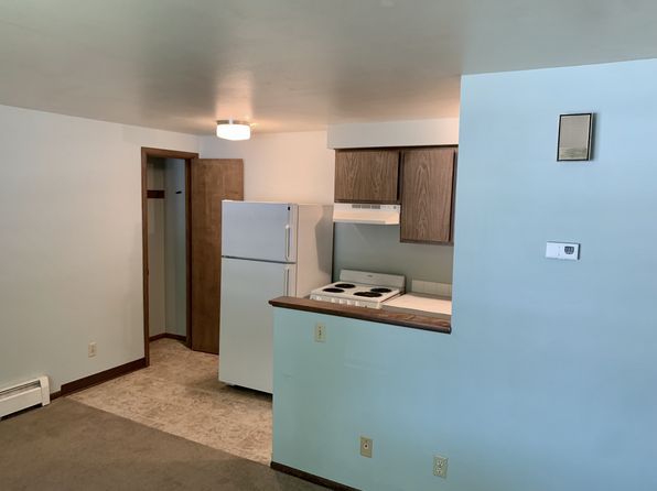 1215 N Locust St #3