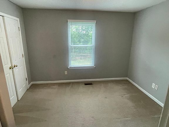 2nd image of 7061 Buttercup Ln
