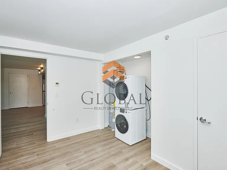 790 Allerton Ave #305 — Photo 10