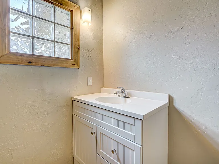 440 Elm Ave #3 — Photo 11