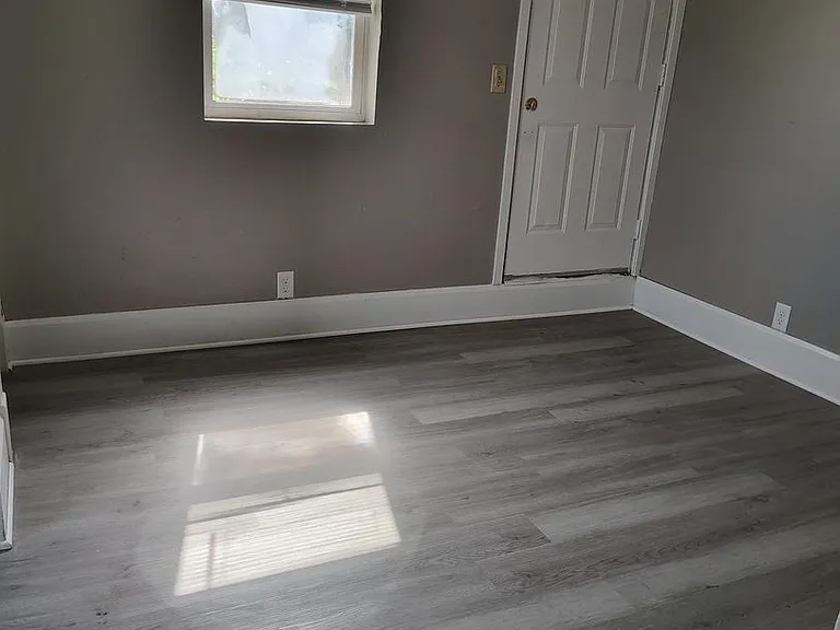 1217 Grand Ave — Photo 3