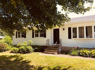 300 Country Hill Dr, West Haven, CT 06516