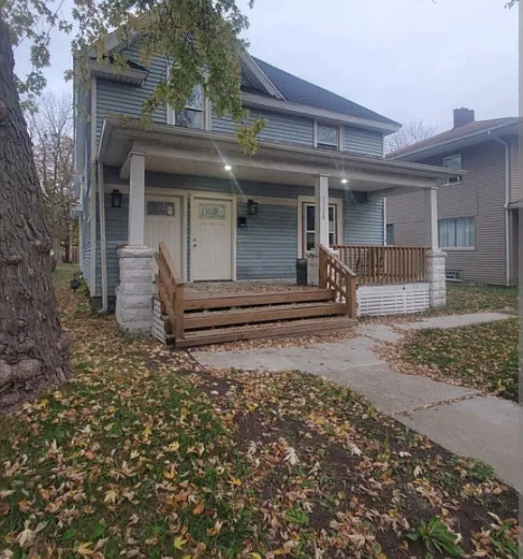 1128 Portage Ave — Photo 1