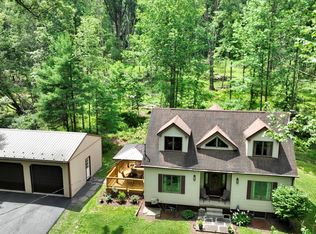 34 Zukas Ln, Ashland, PA 17921