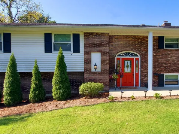 10681 Carolina Trace Rd, Harrison, OH 45030