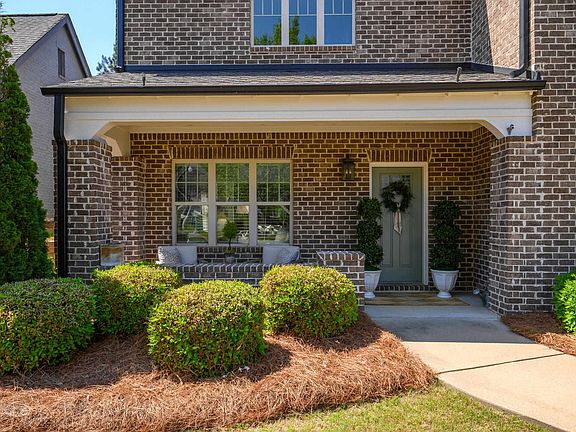4th image of 180 Lake Chelsea Dr