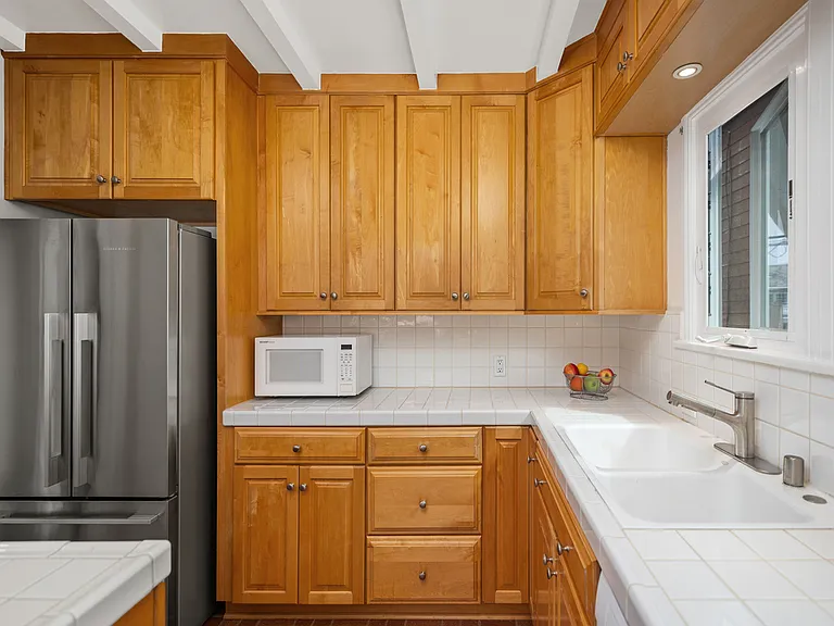 122 Opal Ave #1/2 — Photo 12