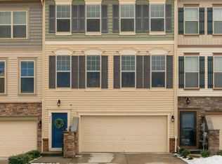 9035 Endicott Pl, Lorton, VA 22079