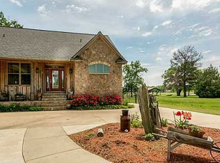 9671 Mathieu Dr, Oil City, LA 71061