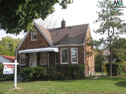 1st image of 23050 Meadowlark St