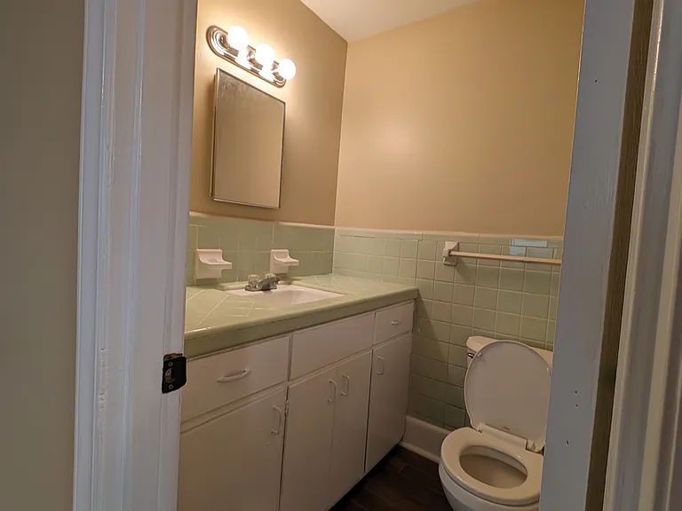619 Avon Ave #1 — Photo 9