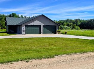 17668 Birch Dr NW, Angle Inlet, MN 56711