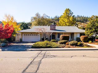 7372 Oakmont Dr, Santa Rosa, CA 95409