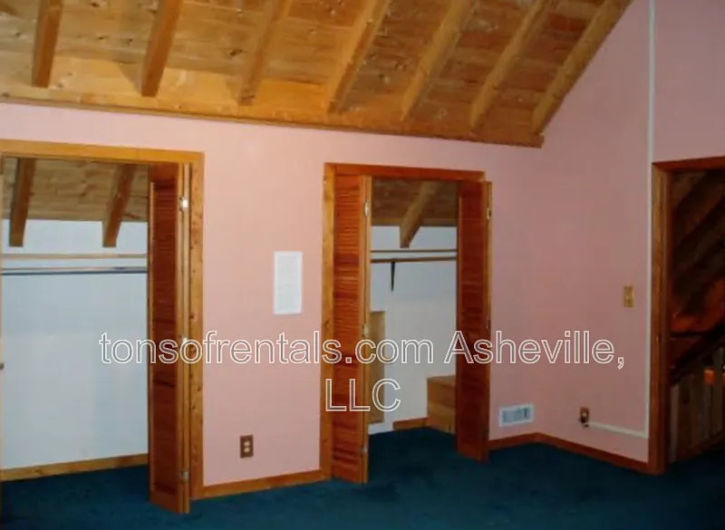 3 bed, 2.0 bath, 1580 sqft, $2,250 — Photo 3