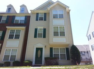 10007 Treeside Ln, Matthews, NC 28105