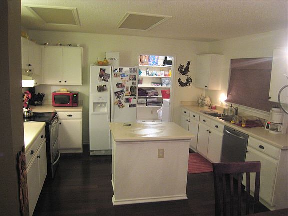 4th image of 2409 Glen Field Dr