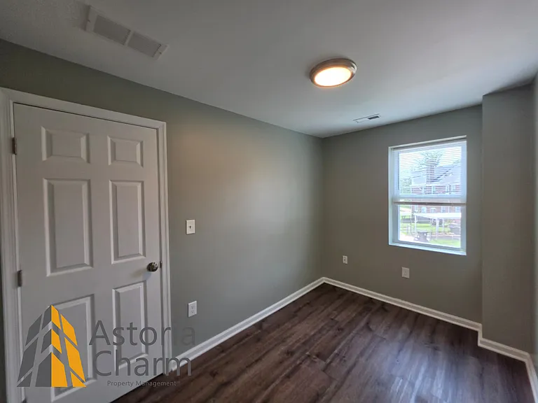 203 Chestnut St — Photo 17