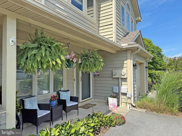 172 Lakeside Dr, Lewes, DE 19958