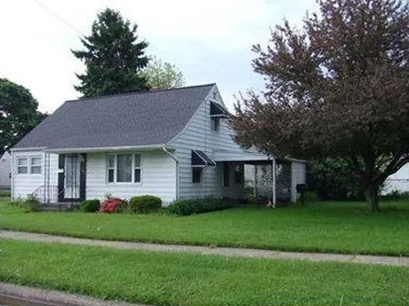 1003 W 37th St, Erie, PA 16508