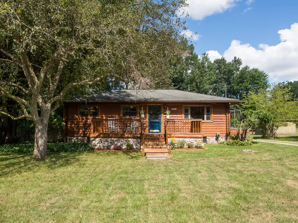 8452 Huron River Dr, Dexter, MI 48130