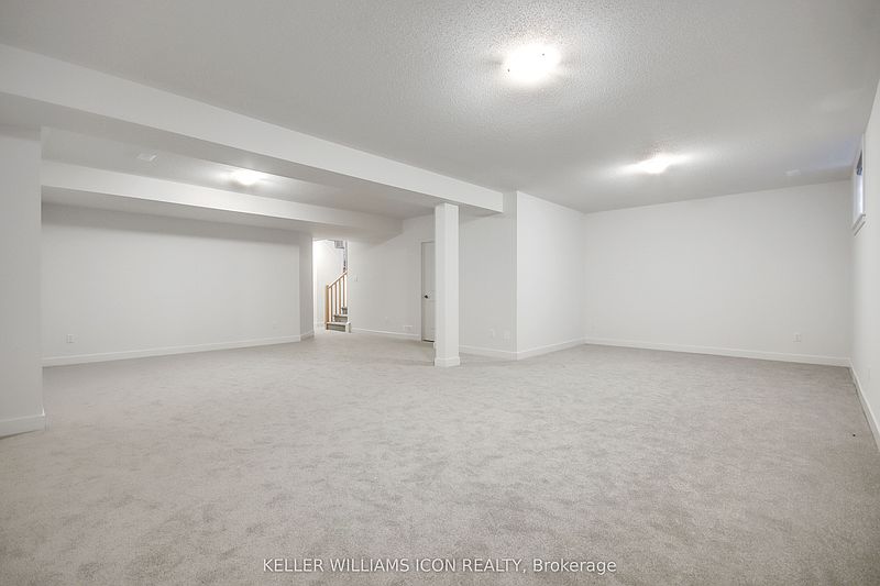 Ottawa House for rent - 4 Bedrooms — photo 32