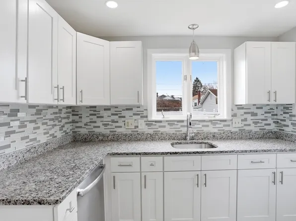 43 Tampa St, Worcester, MA 01604