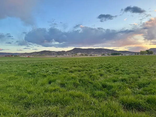 1226 M 1/4 Rd, Loma, CO 81524