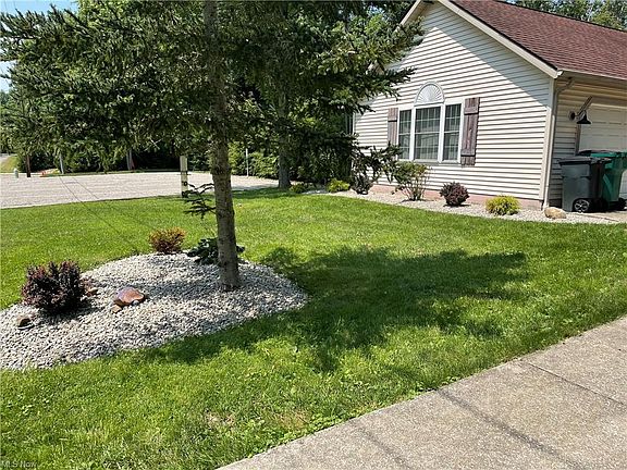 5th image of 2456 Plum Creek Dr