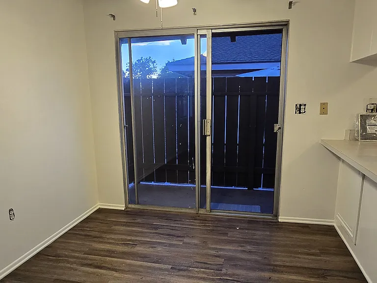 7291 La Mancha Cir #C — Photo 20