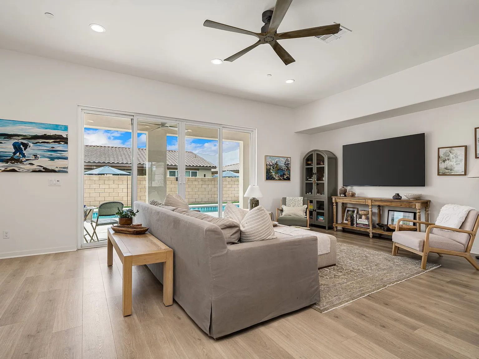 3 bed, 2529 sqft, $5,000 — Photo 3