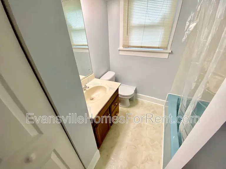 1521 Irvington Ave #UP — Photo 6